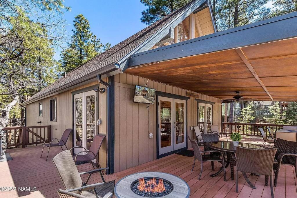 Luxury Cabin Oasis Getaway Heart Of Munds Park Extérieur photo
