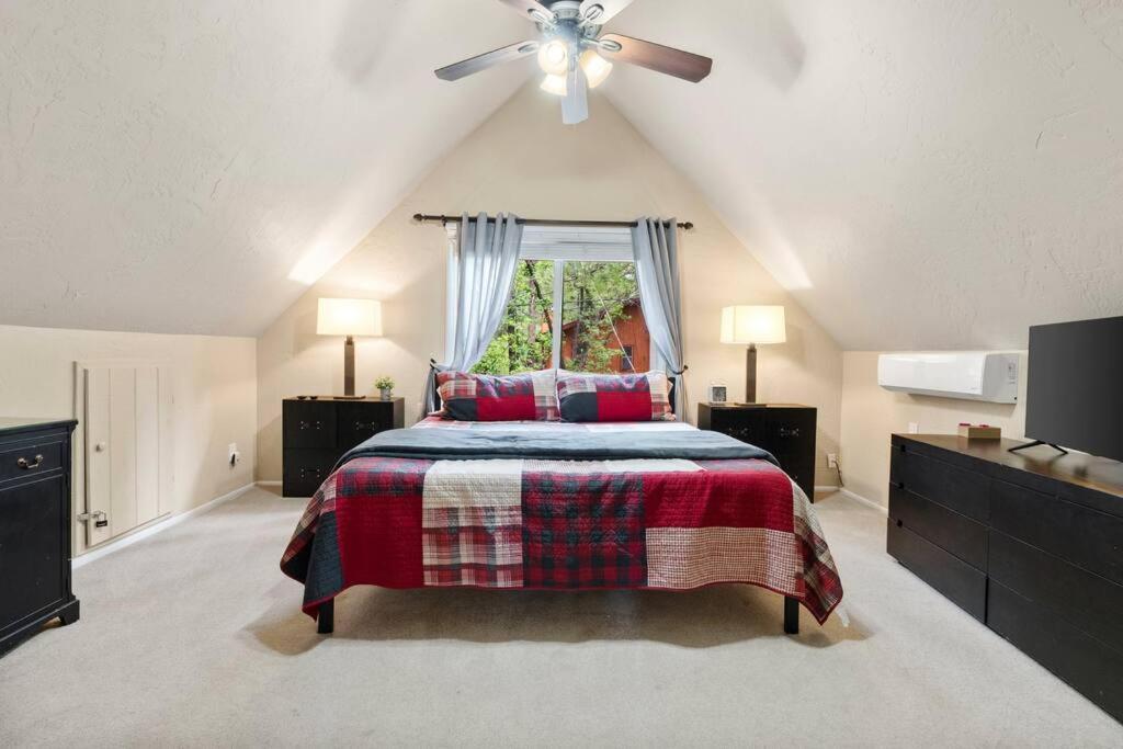 Luxury Cabin Oasis Getaway Heart Of Munds Park Extérieur photo