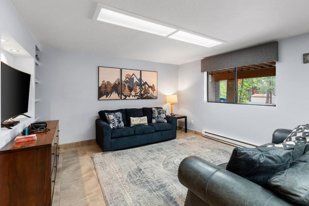 Luxury Cabin Oasis Getaway Heart Of Munds Park Extérieur photo