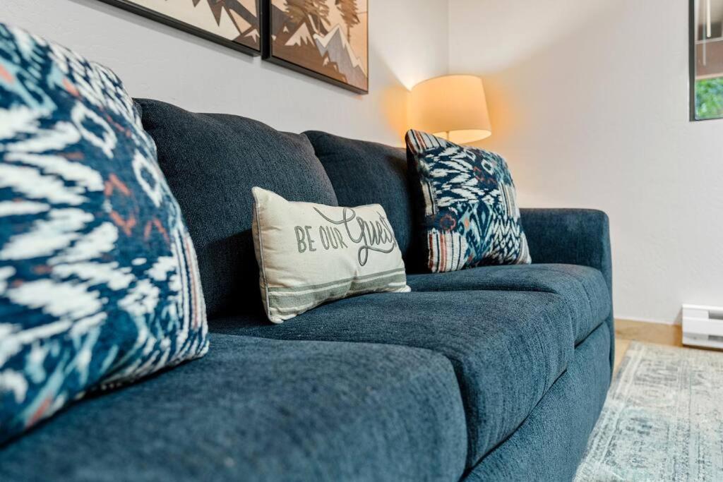Luxury Cabin Oasis Getaway Heart Of Munds Park Extérieur photo